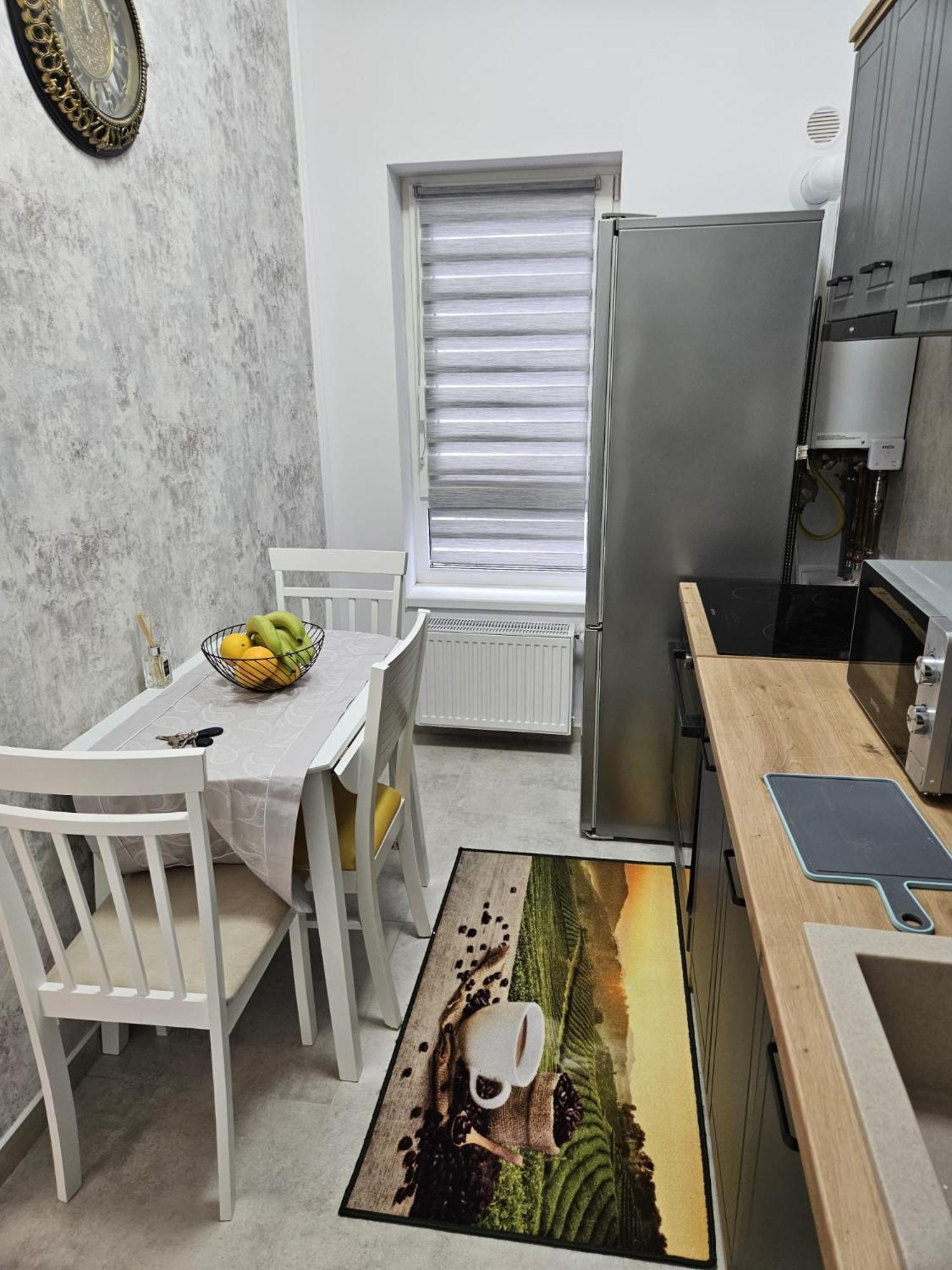 Garsoniera Gabrielle Apartman Brassó Kültér fotó